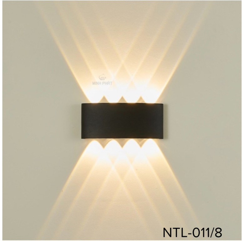 Đèn ngoài trời đen LED 4 bóng NTL.C011/8 BK